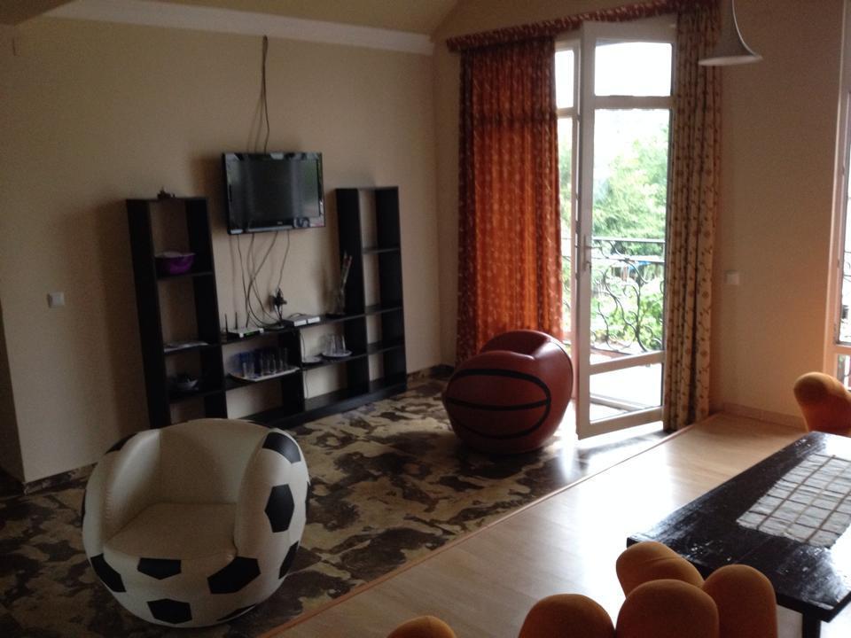 Guest House Smile Kobuleti Esterno foto